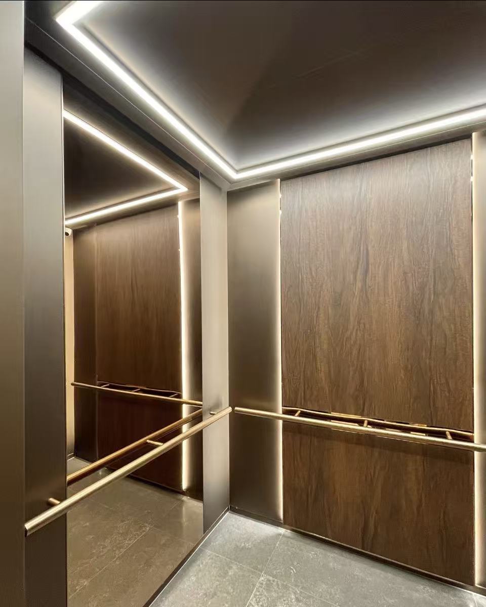 奥尼斯电梯内饰